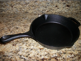 Cast iron fry pans